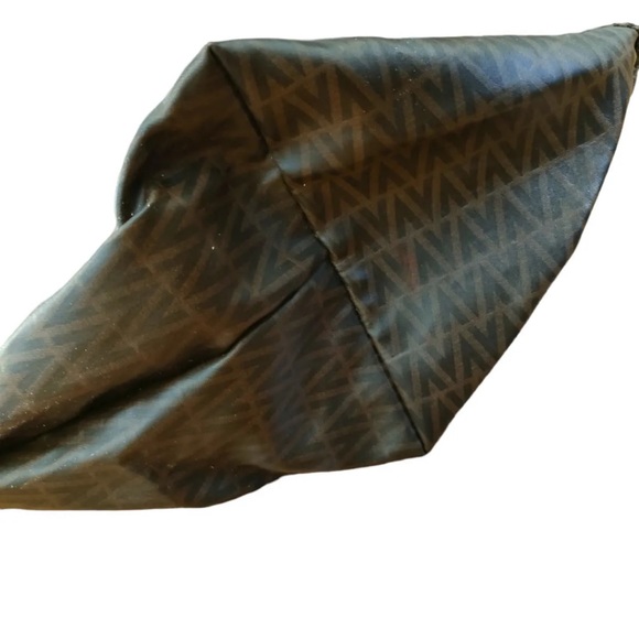 Mario Valentino Boston Duffle Bag - Picture 4 of 8